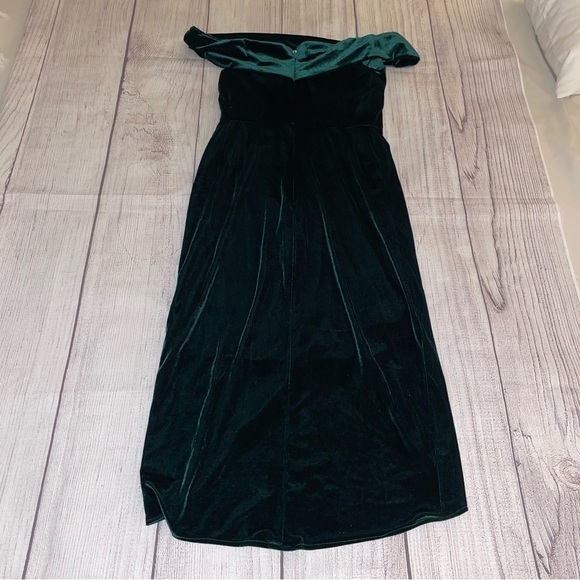 JJ’s HOUSE Women’s Green Velvet Holiday Christmas Dress Size Medium - Picture 7 of 8